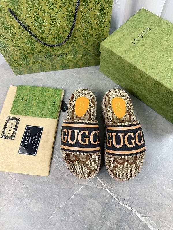 Gucci Men's Slippers 375